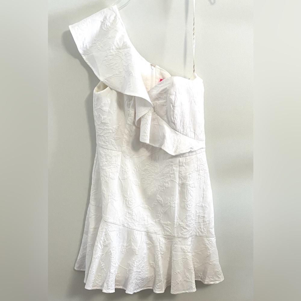 Lilly Pulitzer Arlana One-Shoulder Skirted Romper/Dress in Resort White - Picture 4 of 7